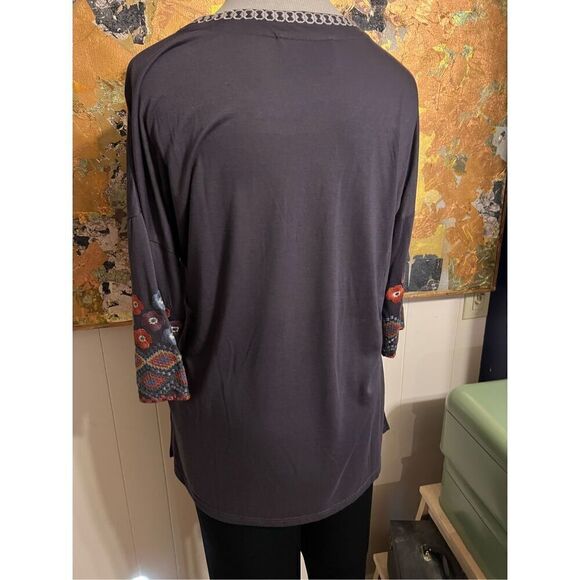 Gorgeous Gray Embroidered 3/4 Sleeve Tunic From Paparazzi Size L - Picture 5 of 8